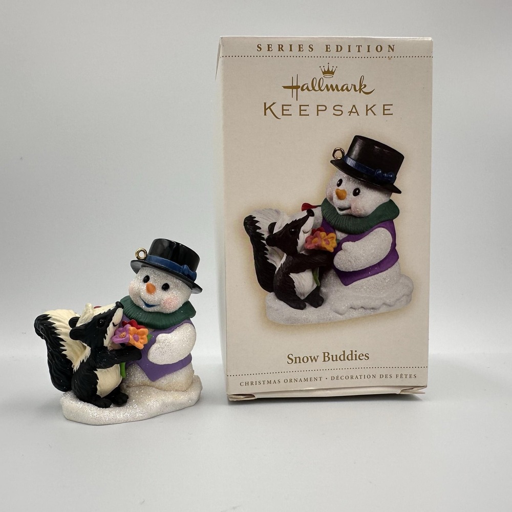 Hallmark Keepsake Snow Buddies 9th 2006 Christmas Ornament Snowman Skunk W Box